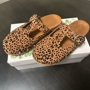Chelsea & Violet Tan and Black Leopard Print Mary Jane Clogs